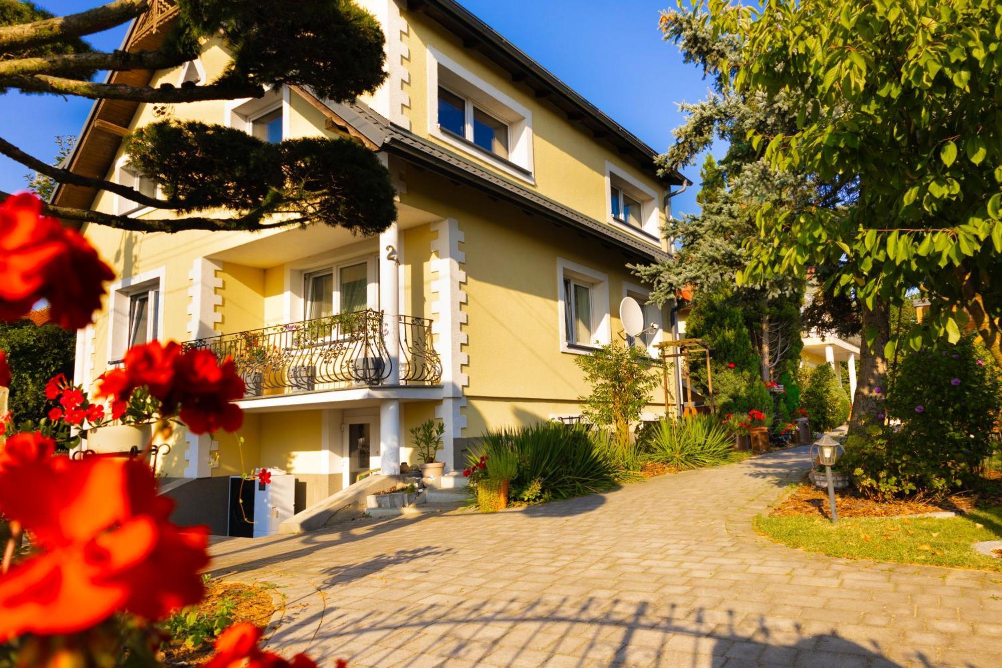 Mkj Mireno Hotel Stegna  Exterior photo